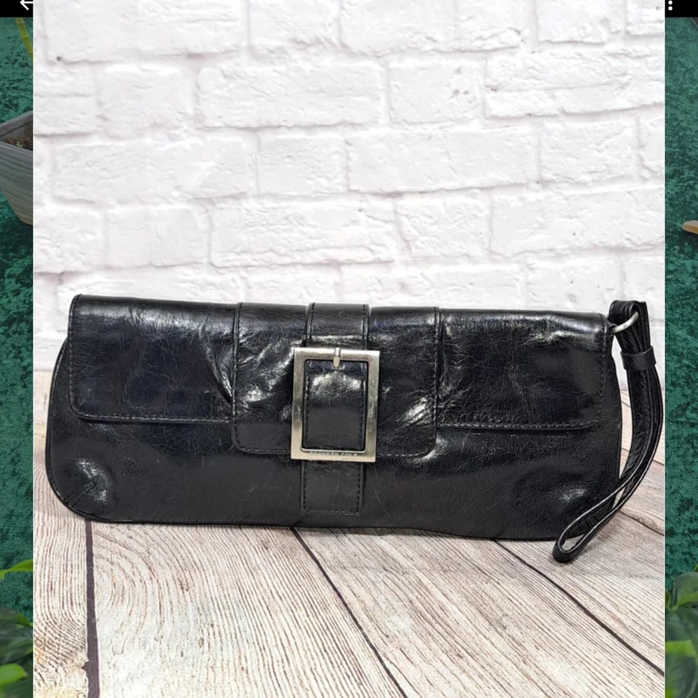 Kenneth Cole Reaction Black Leather Cosmetic Clutch 395